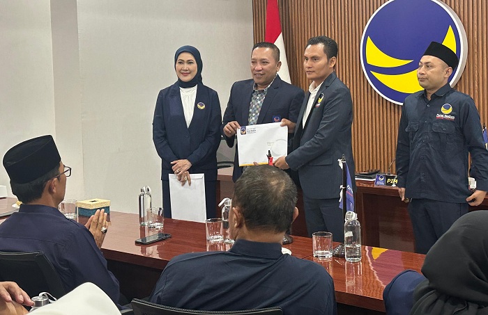 NasDem Sumenep Resmi Ganti Nakhoda: Akis Jasuli Ditunjuk sebagai Ketua DPD, Siap Gerakkan Partai Menuju 2029