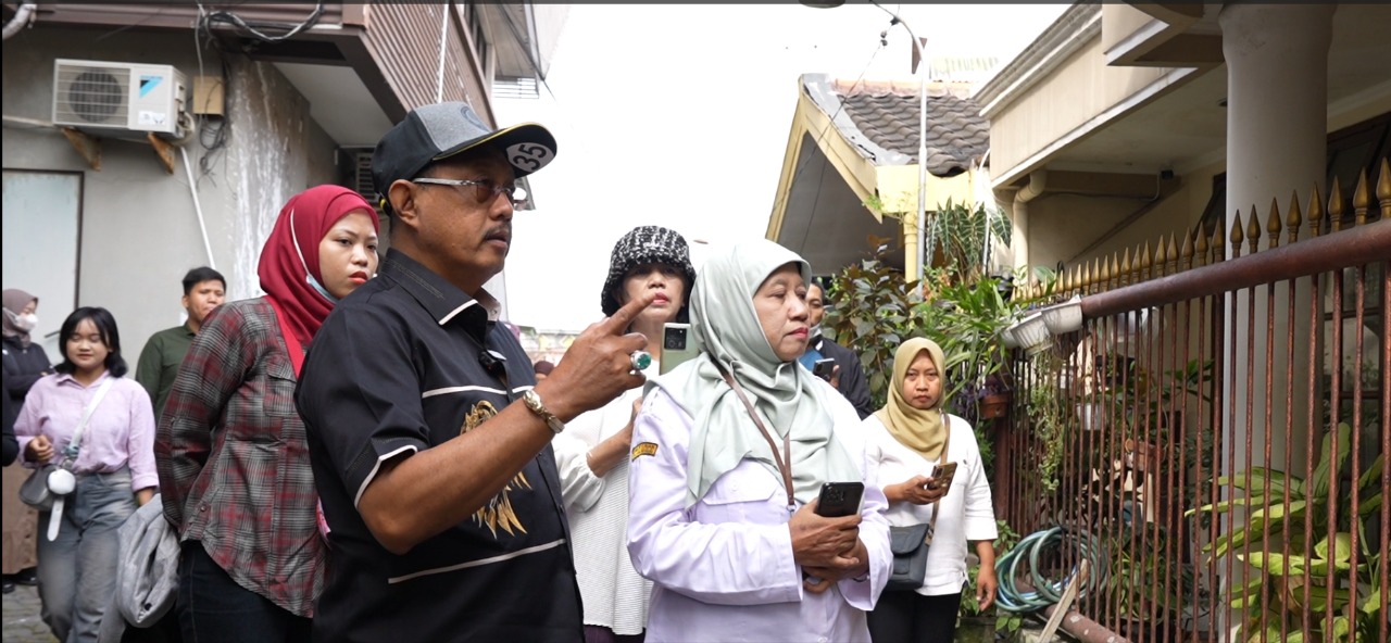 Wawali Armuji Sidak Langsung Dugaan Penipuan Tour Trip and Travel di Surabaya