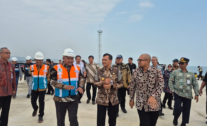 Gubernur Luthfi Optimistis Terminal Batang Dongkrak Ekonomi Jateng