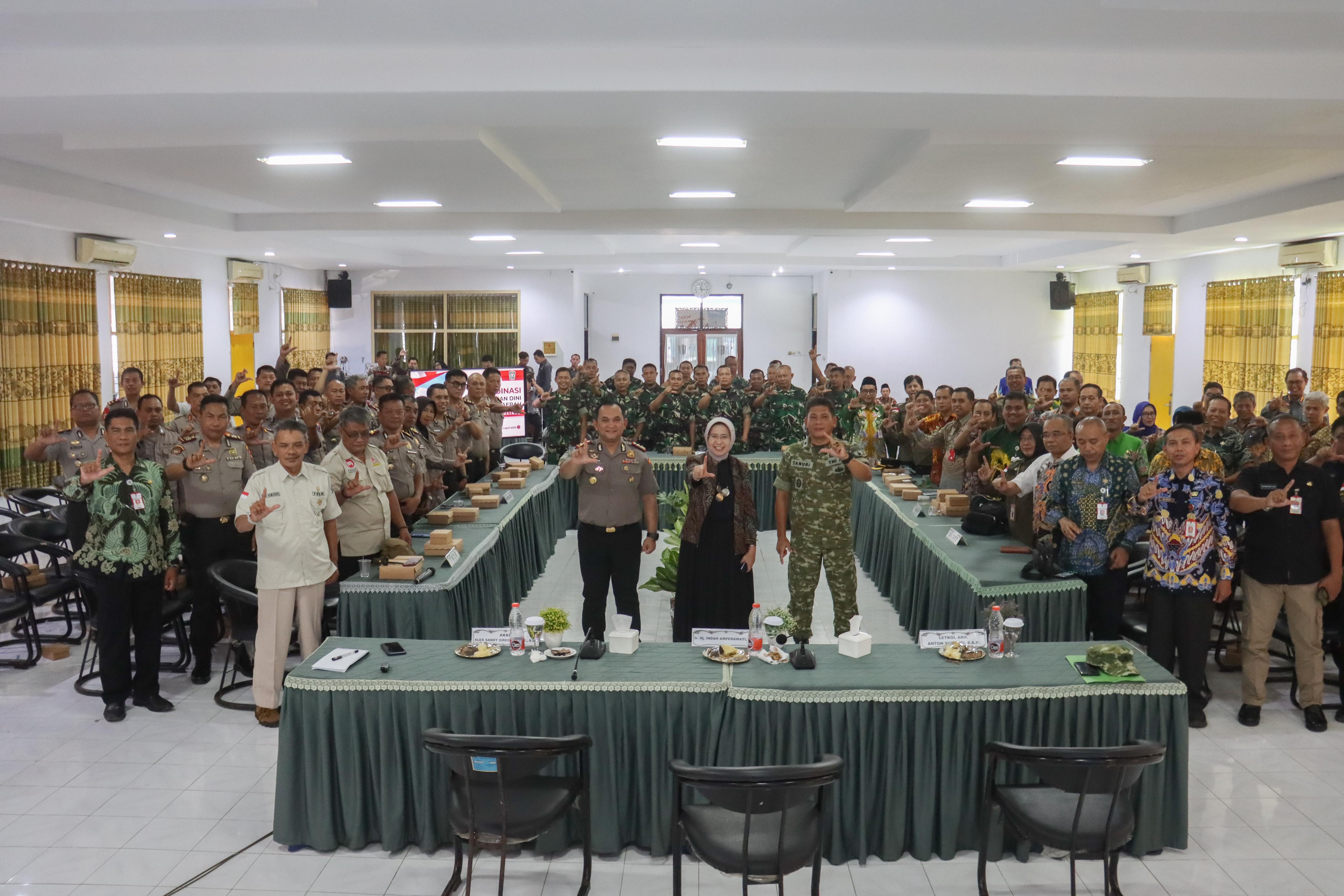 Kapolres Lumajang Ajak Warga Perkuat Kewaspadaan Dini Hadapi Ancaman Global