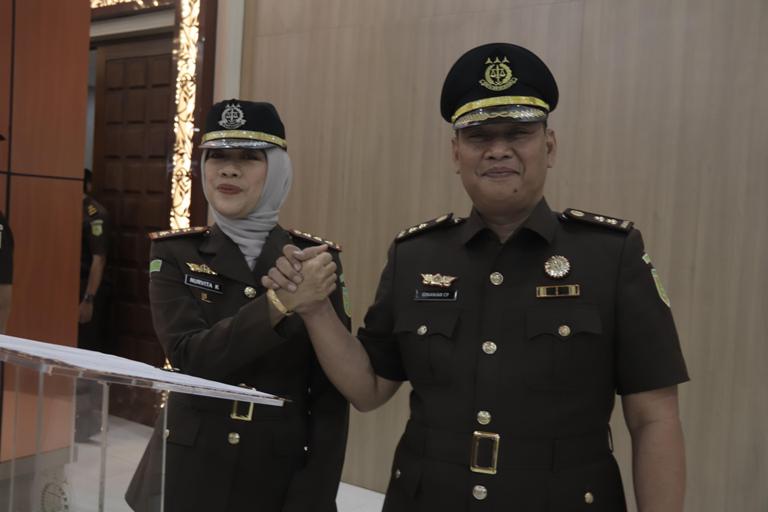 Nurvita Kusumawardani, Wanita Pertama Jabat Kajari Situbondo