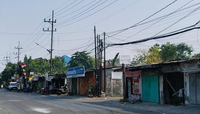 Pedagang Jalan Darmo Indah Resah Terancam Digusur, Relokasi Dinilai Tak Adil
