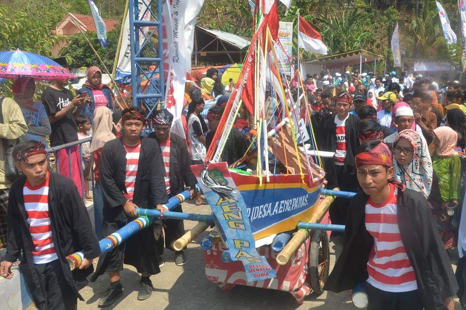 Rokat Tase', Ritual Syukur Nelayan Madura yang Tak Lekang oleh Waktu