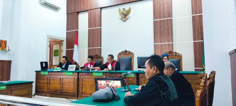  Demi Imbalan Rp 2 Juta Nekat Kirim Rokok Ilegal