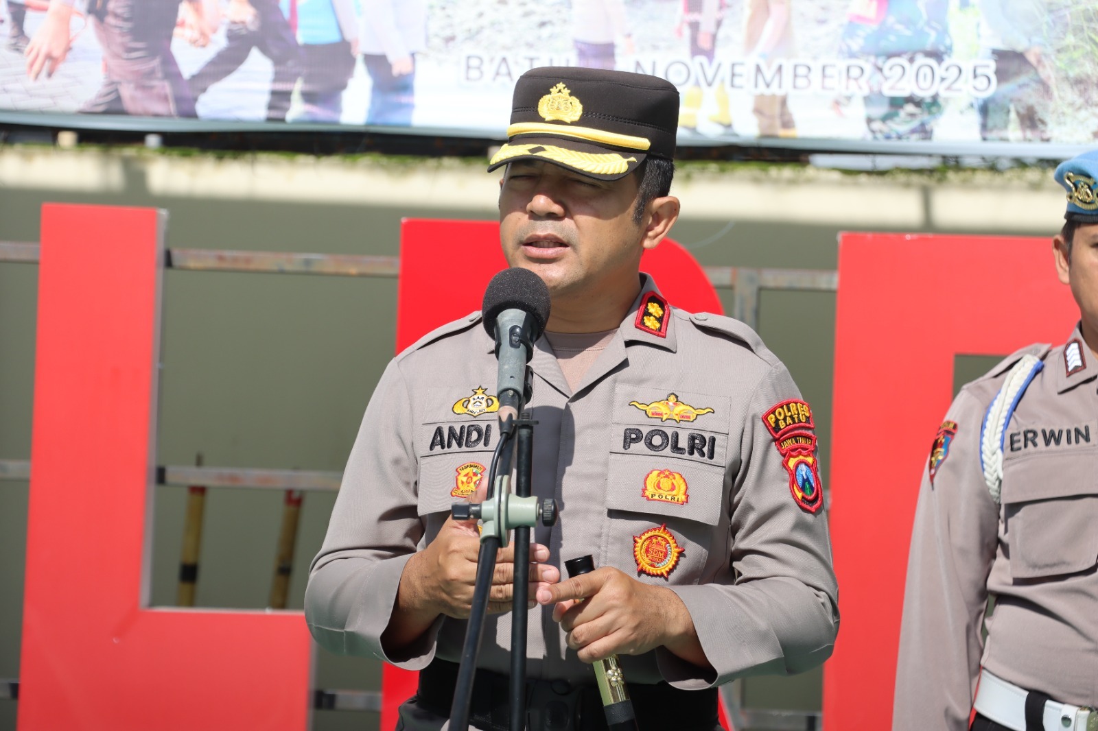 Polres Batu Terapkan Strategi Ganda Antisipasi Kepadatan Arus dan Bencana Jelang Nataru