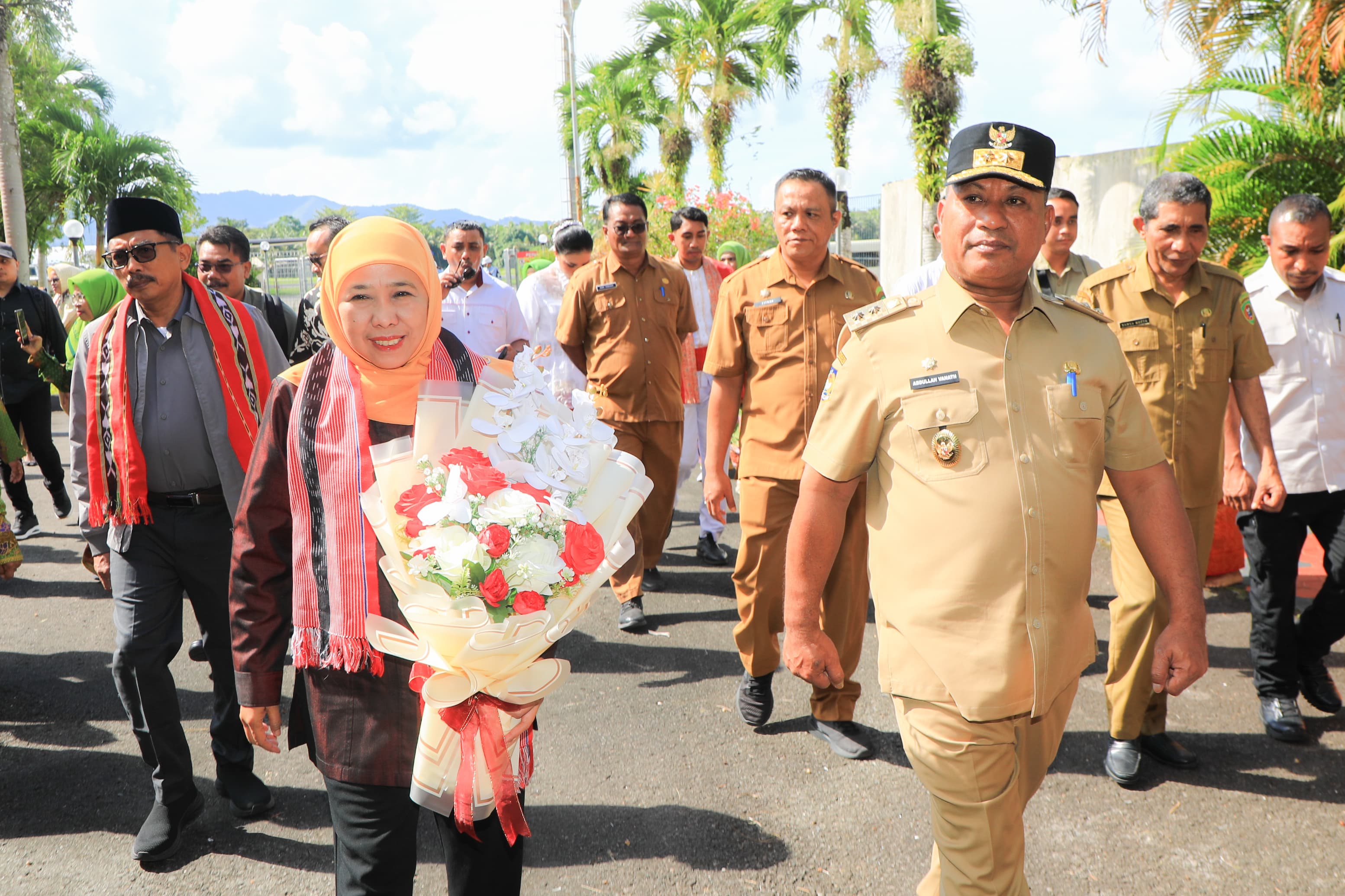 Gubernur Khofifah Gelar Misi Dagang dengan Provinsi Maluku di Tengah Kontraksi Ekonomi Global