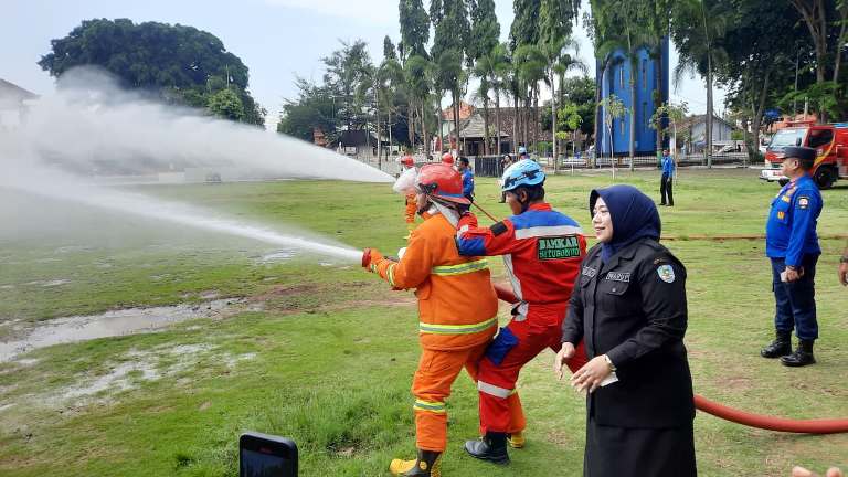 Jumlah Kasus Kebakaran Meningkat, Pemkab Situbondo Tambah 1 Armada Mobil Damkar