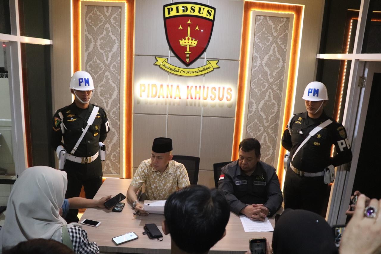 Rugikan Negara Rp 1,37 M, Kejati Lampung Tahan Mantan Kadis PUPR