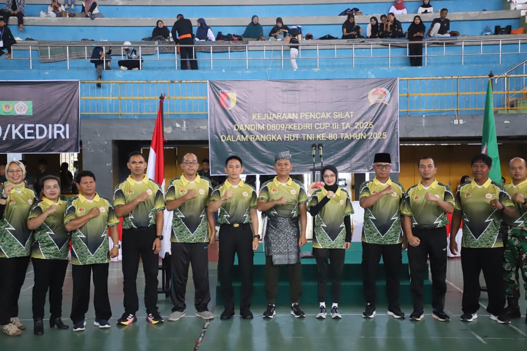 Kapolres Kediri Kota Bersama Forkopimda Hadiri Pembukaan Kejuaraan Pencak Silat Dandim Cup III Tahun 2025