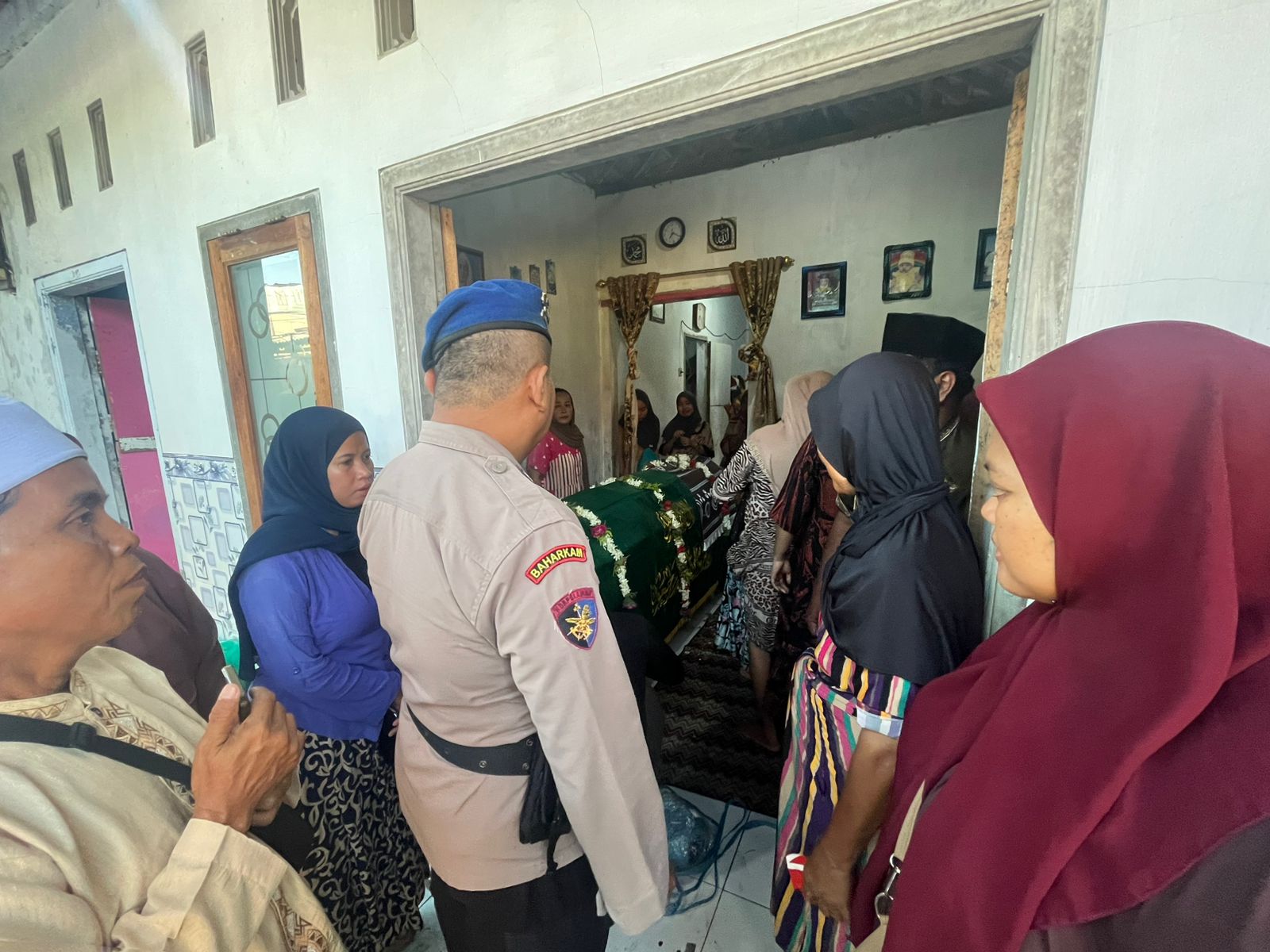 Wanita Pencari Kerang Asal Panggungrejo Tewas Tersambar Petir