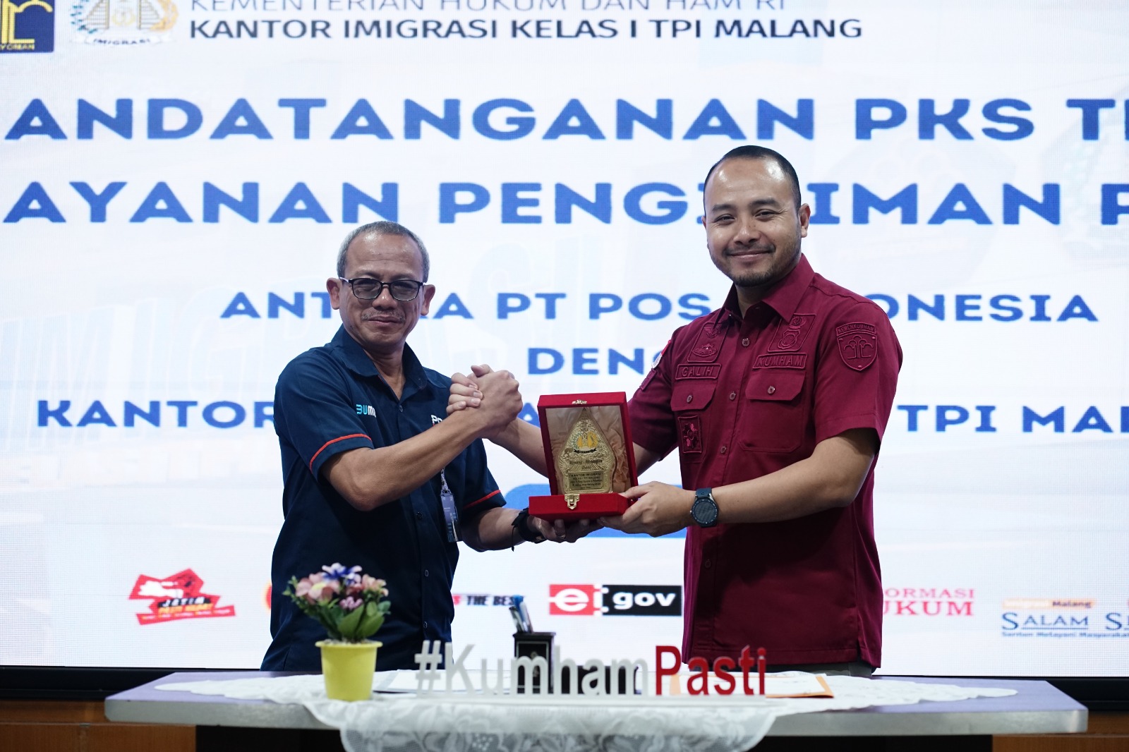 Tingkatkan Layanan Pengiriman Paspor, Imigrasi Malang Gandeng PT Pos