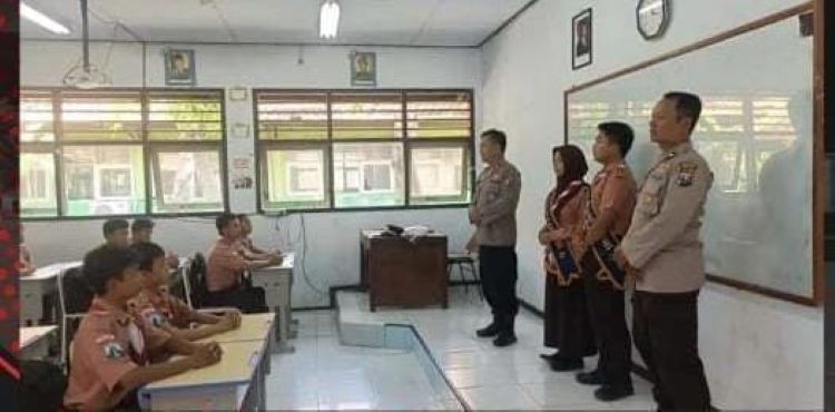 Satbinmas Polres Nganjuk Gelar Cooling System Bersama Duta Kamtibmas MAN 2