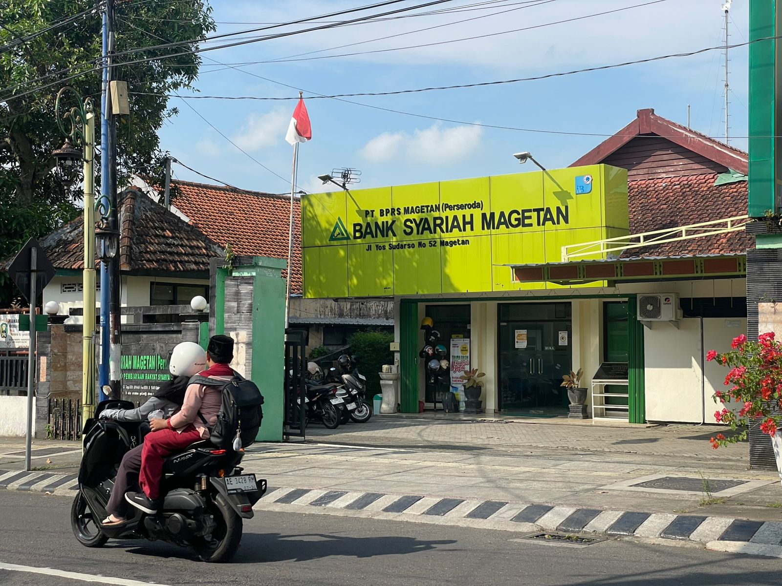 Bank Plat Merah Magetan Raup Puluhan Juta Dibalik Program Bantuan Keuangan RT.  