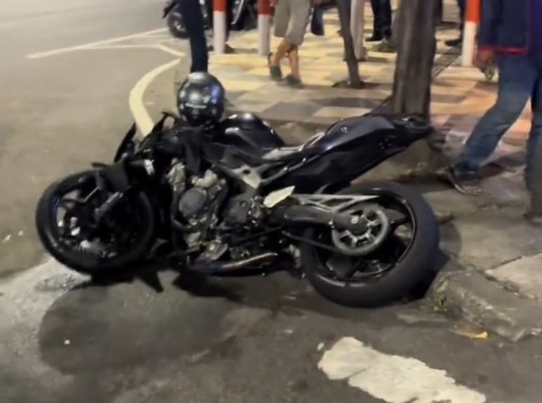 Motor Sport vs Calya di Embong Gayam Surabaya, Mahasiswa Tersungkur