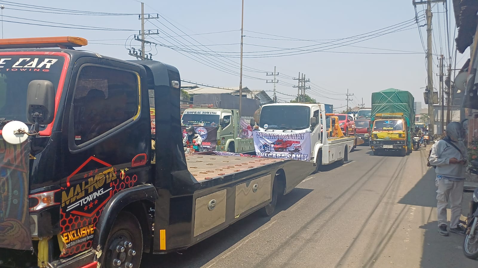 600 Truk Kepung Surabaya, Sopir Ancam Bertahan 3 Hari