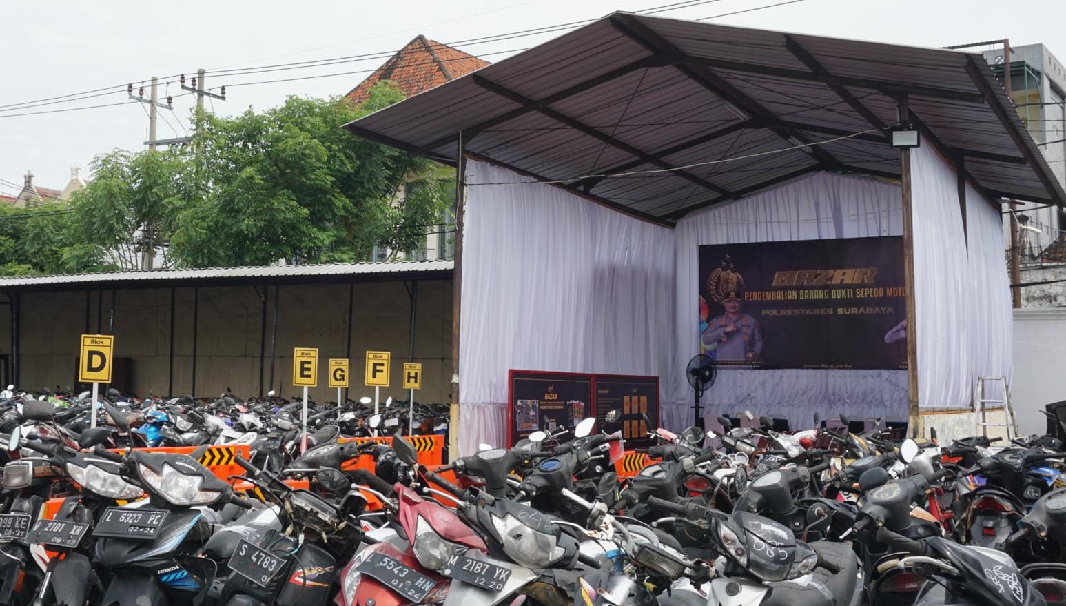 Bazar Ranmor Polrestabes Surabaya, 117 Kendaraan Sitaan Kembali ke Pemilik Sah