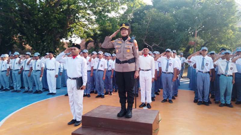 Giat Police Goes to School, Wakapolres Bangkalan Ajak Siswa SMAN 1 Miliki Kepekaan Semangat Nasionalisme