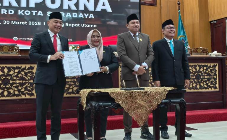 Raperda Hunian Layak Surabaya Disahkan Jadi Perda, Atur Domisili Kos dan KTP Rusunawa