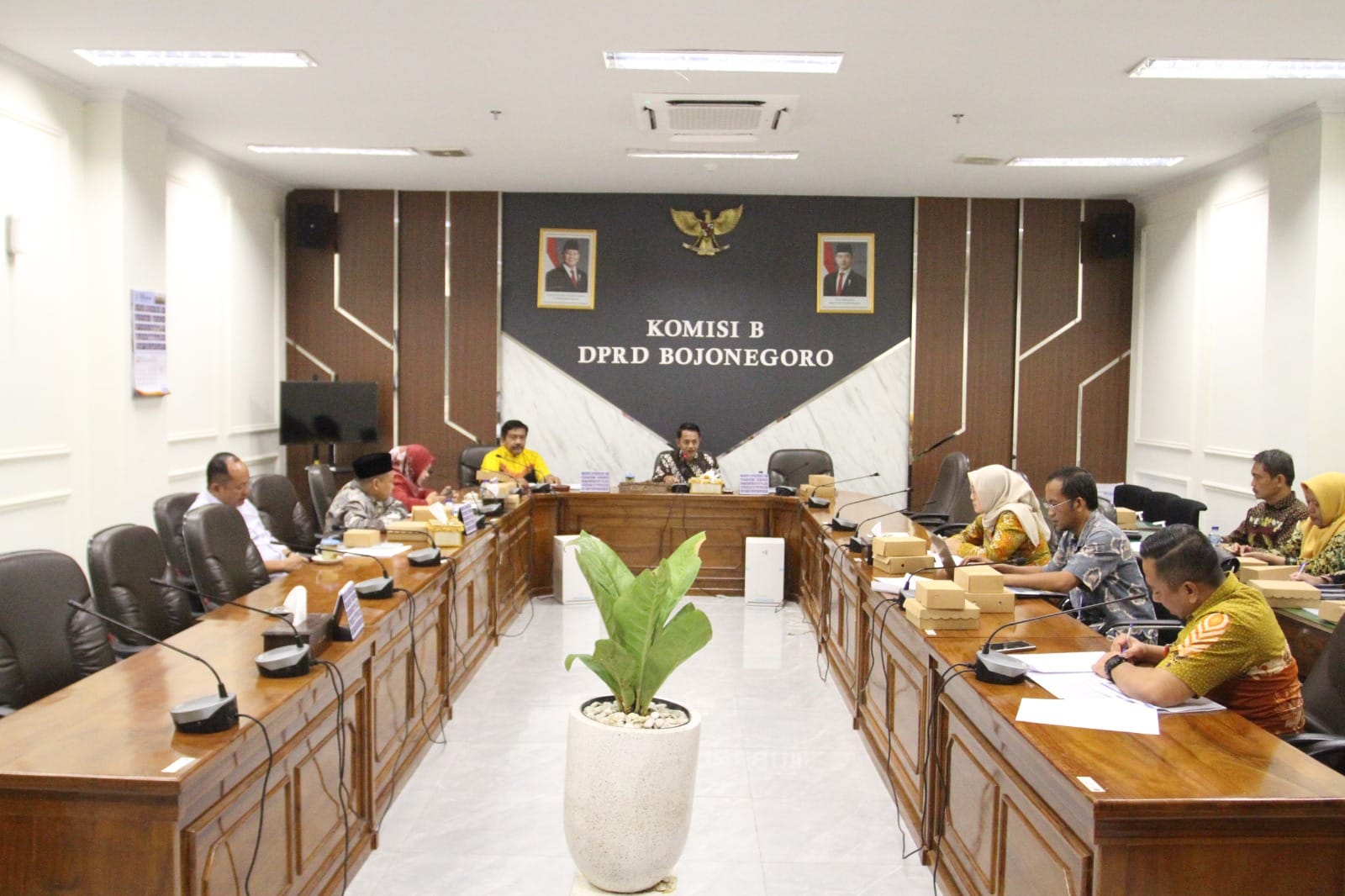 Komisi B DPRD Bojonegoro Evaluasi Kinerja 2025 dan Bahas Rencana Program APBD 2026
