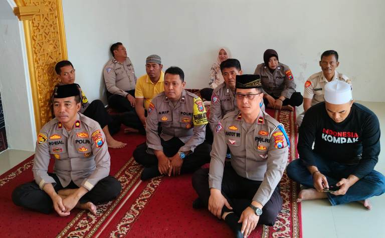 Polsek Benowo Gelar Binrohtal Serentak via Zoom, Tingkatkan Keimanan Personel