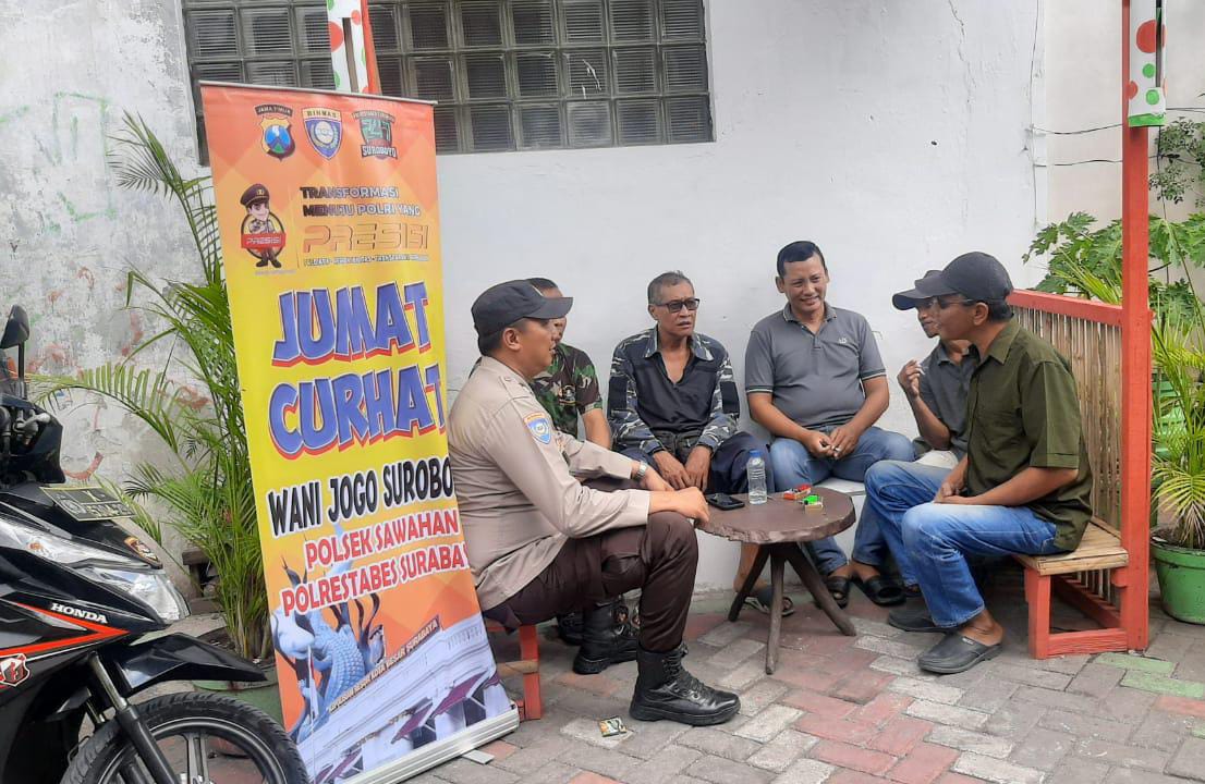 Polsek Sawahan Gelar Jumat Curhat, Warga Keluhkan Pergaulan Bebas Anak Muda