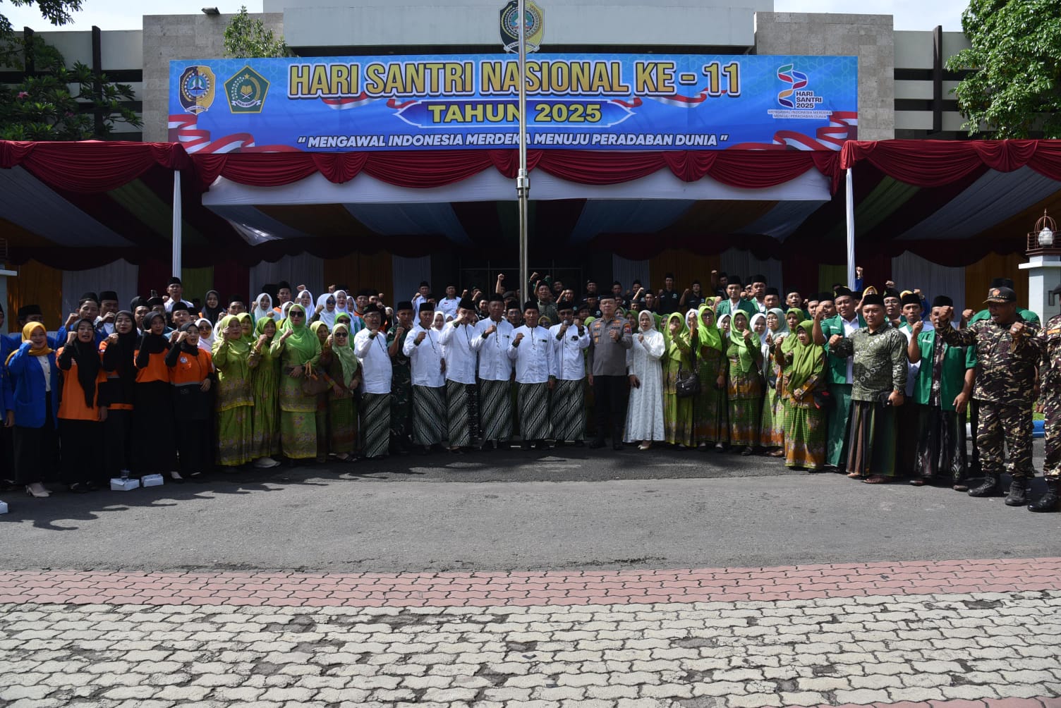 Bupati Tulungagung Ajak Santri Teladani Semangat Juang Ulama di Hari Santri Nasional 2025
