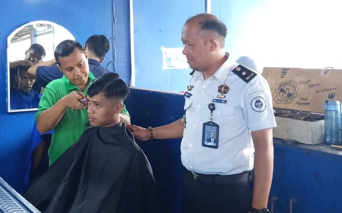 Merajut Harapan di Balik Jeruji: Cara Lapas Jember Bekali Warga Binaan Berbagai Keterampilan 