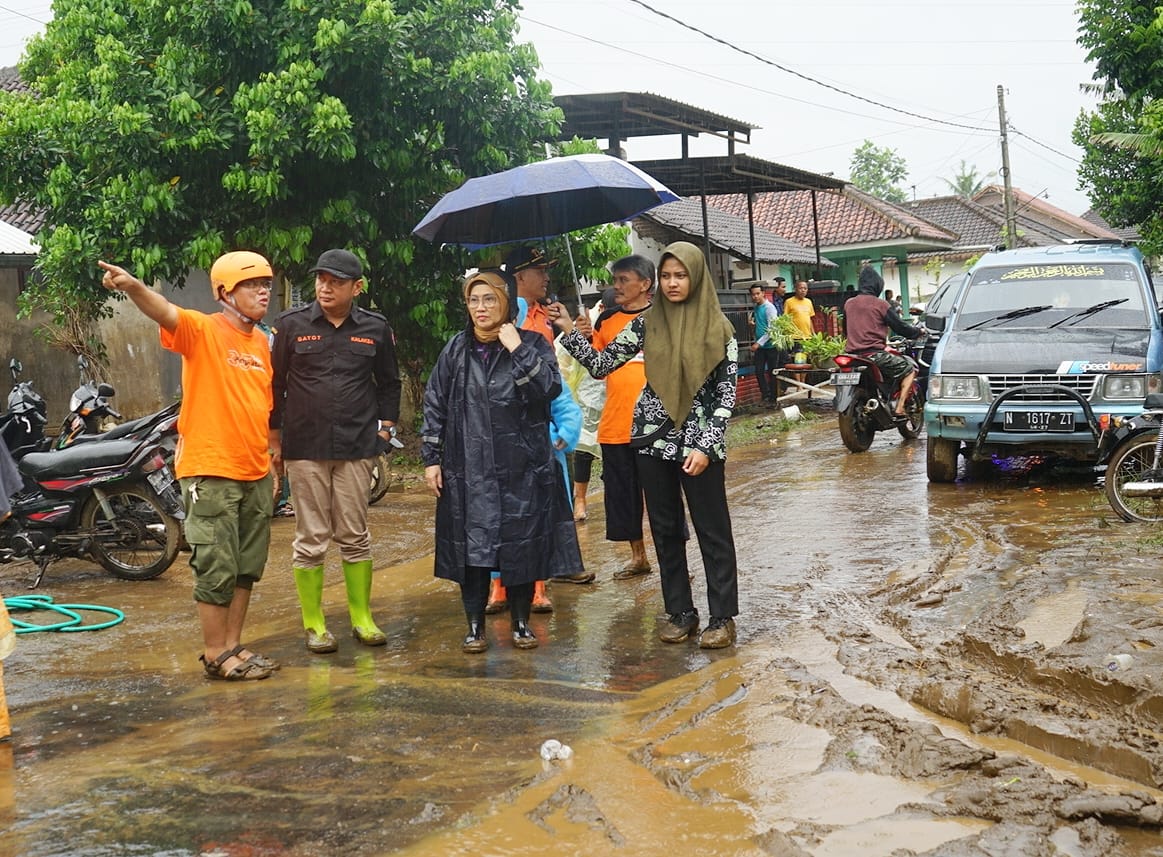 Respons Banjir Lahar Dingin Lumajang, BPBD Jatim Gerojok Bantuan Logistik