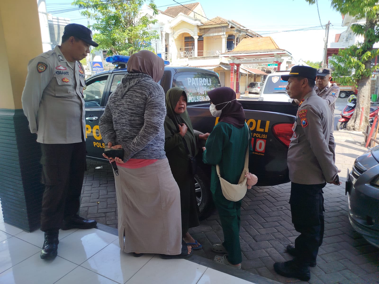 Polsek Pitu Evakuasi ODGJ Secara Humanis, Wujud Kepedulian Polres Ngawi