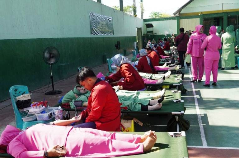 Kodim Bojonegoro Gelar Bakti Sosial Donor Darah Sambut HUT Ke-80 Persit 