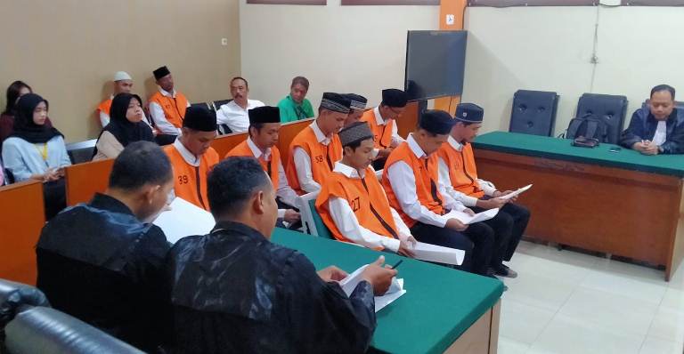 Mengaku Jadi Korban Bandar Narkoba, 8 Terdakwa Ingin Putusan Seringan-ringannya 