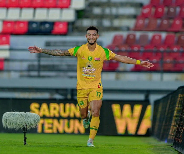 Kontrak Jefferson Silva Diperpanjang Persebaya, Bernardo Tavares Puji Profesionalismenya