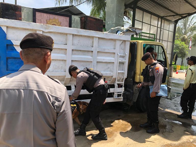 Polresta Banyuwangi Sterilisasi dan Pengamanan, Kawal Kunjungan Menko Pangan di PT Bumi Rojo Joyo