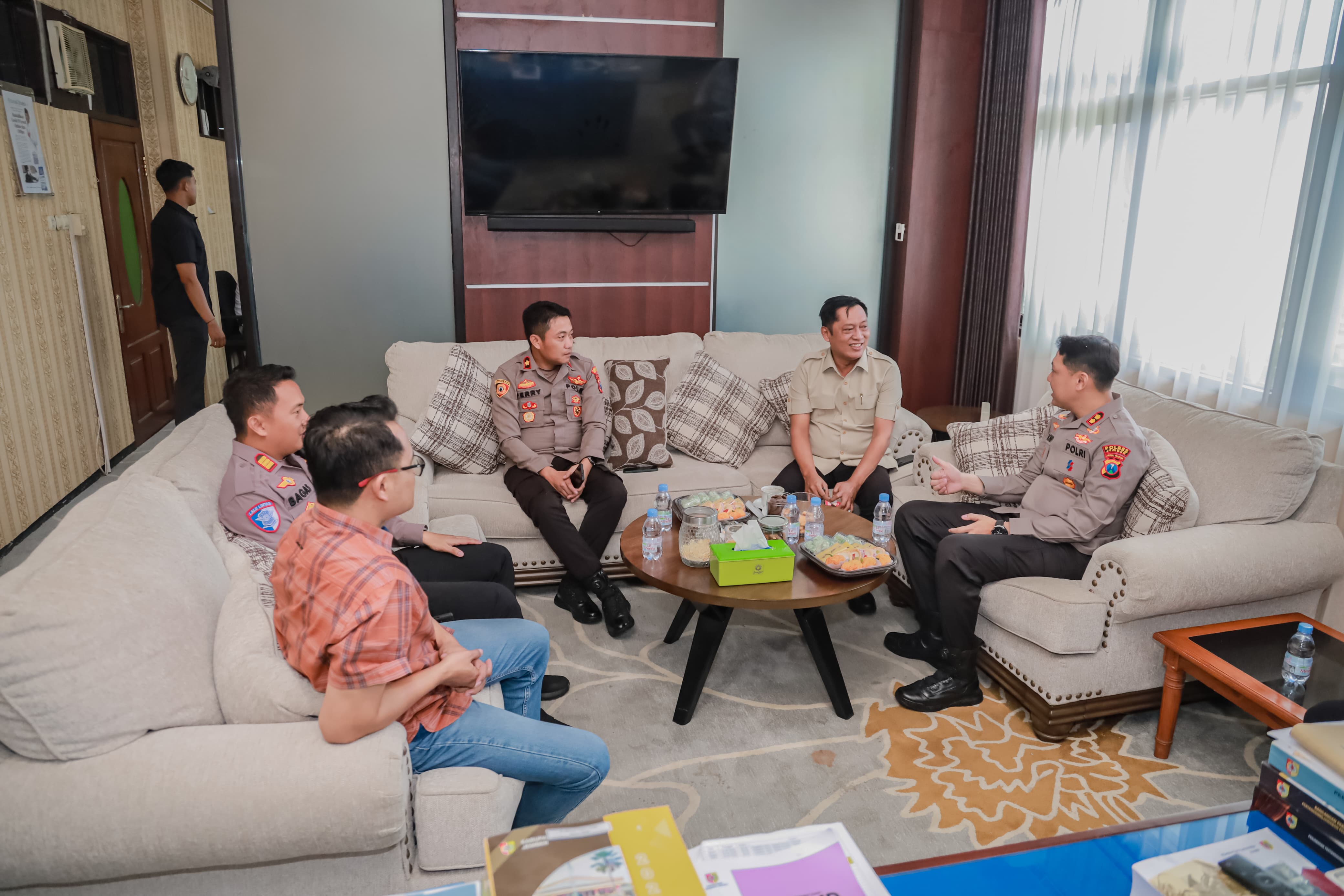 Kapolres Jember Jalin Sinergi Awal dengan DPRD, Prioritaskan Keamanan dan Kolaborasi