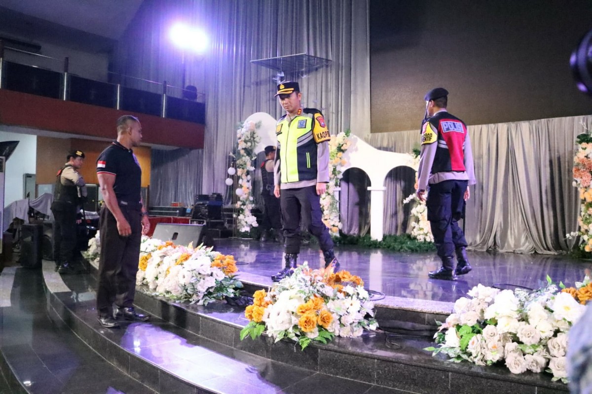 Jelang Natal, Polres Mojokerto Kota Lakukan Pengecekan Gereja