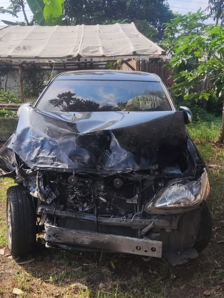Mobil Ketua Bawaslu Jember Terlibat Kecelakaan, Dua Meninggal, Dua Luka Berat