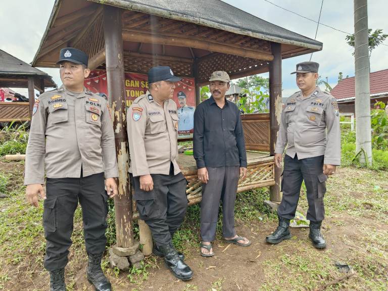 Sat Binmas Polres Lumajang Imbau Warga Waspada Curanmor di Objek Wisata
