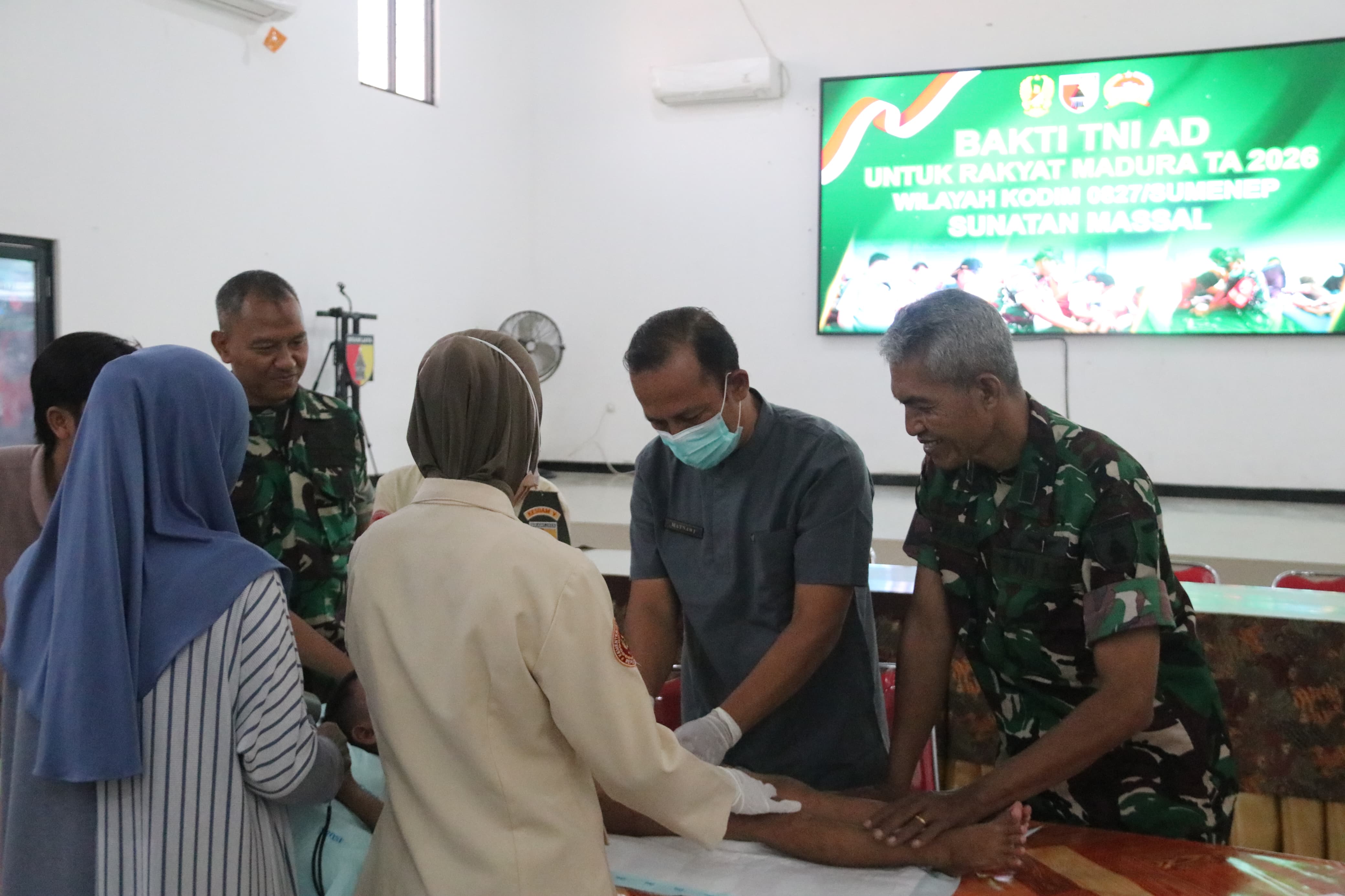 Bakti TNI AD, 67 Anak Sumenep Jalani Sunatan Massal