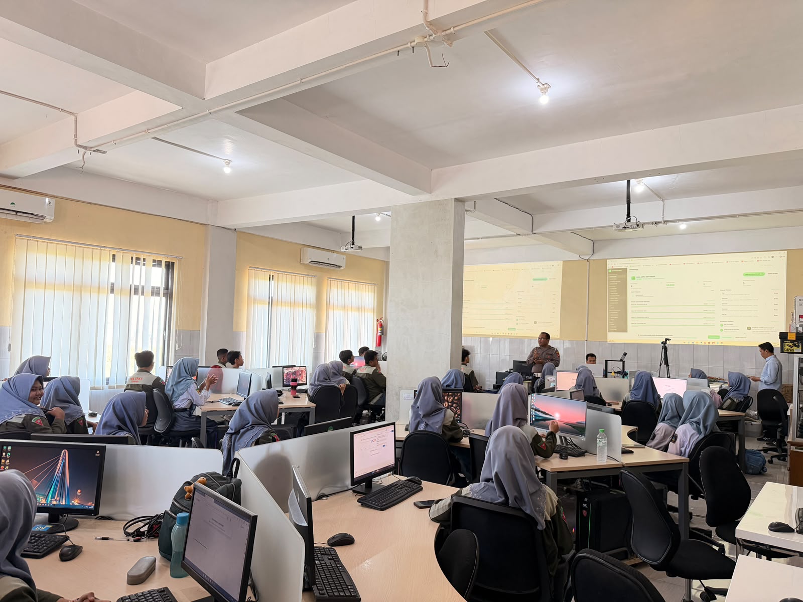 Polresta Sidoarjo Edukasi Generasi Muda Bijak Memanfaatkan AI