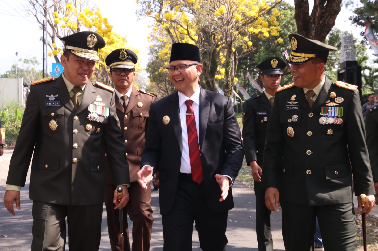 Festival Tabebuya 2024, Pj Wali Kota Batu Puas Sukses dan Berikan Dampak Positif Bagi Warga Sekitar