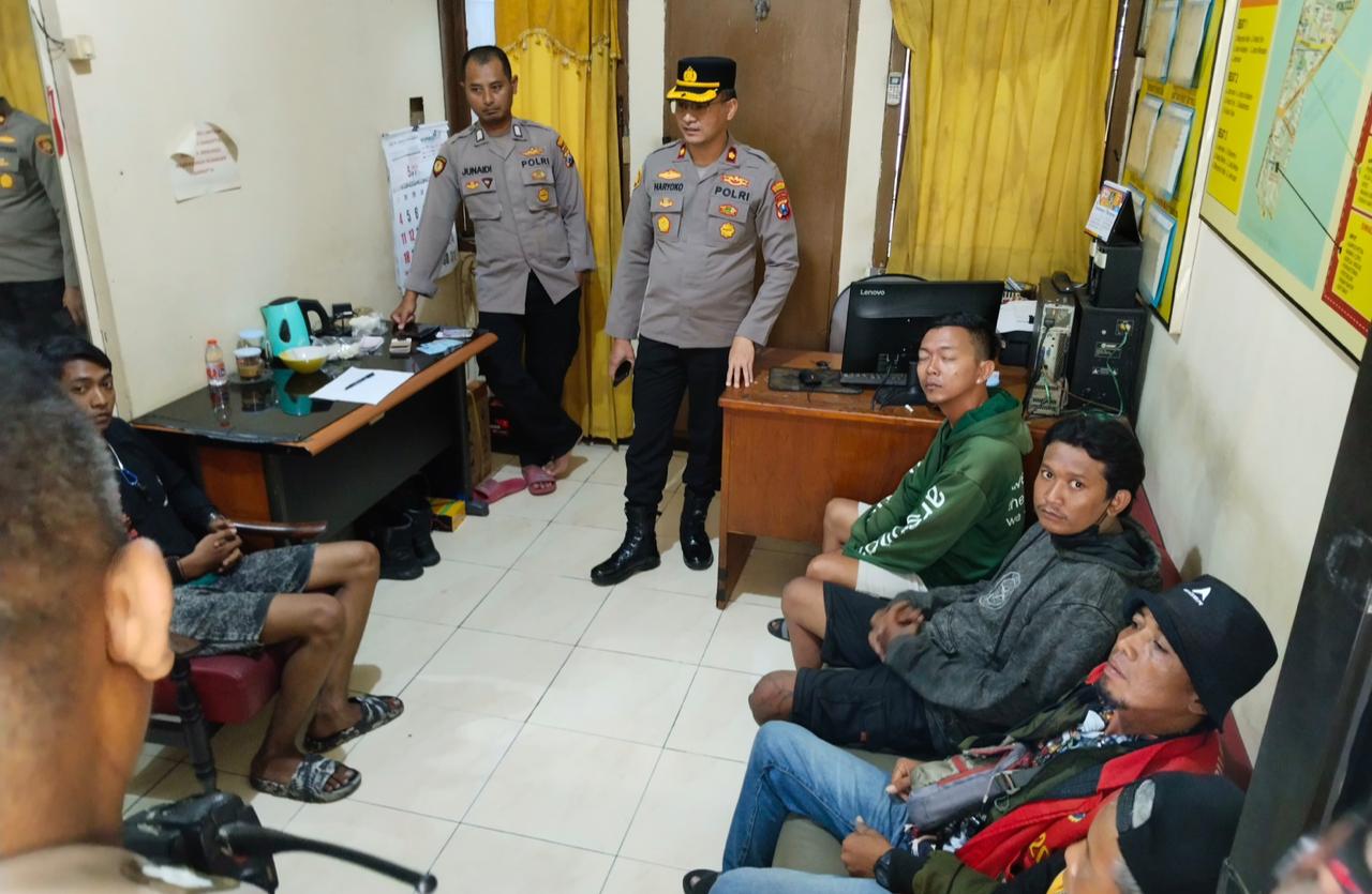 Sapu Bersih Parkir Liar dan Cepek, Polsek Wonocolo Amankan 7 Orang