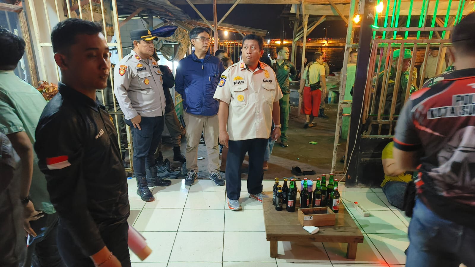 Modus Tuang ke Teko Plastik, Kafe Mokong di Pesisir Suramadu Digerebek Tiga Pilar Kenjeran