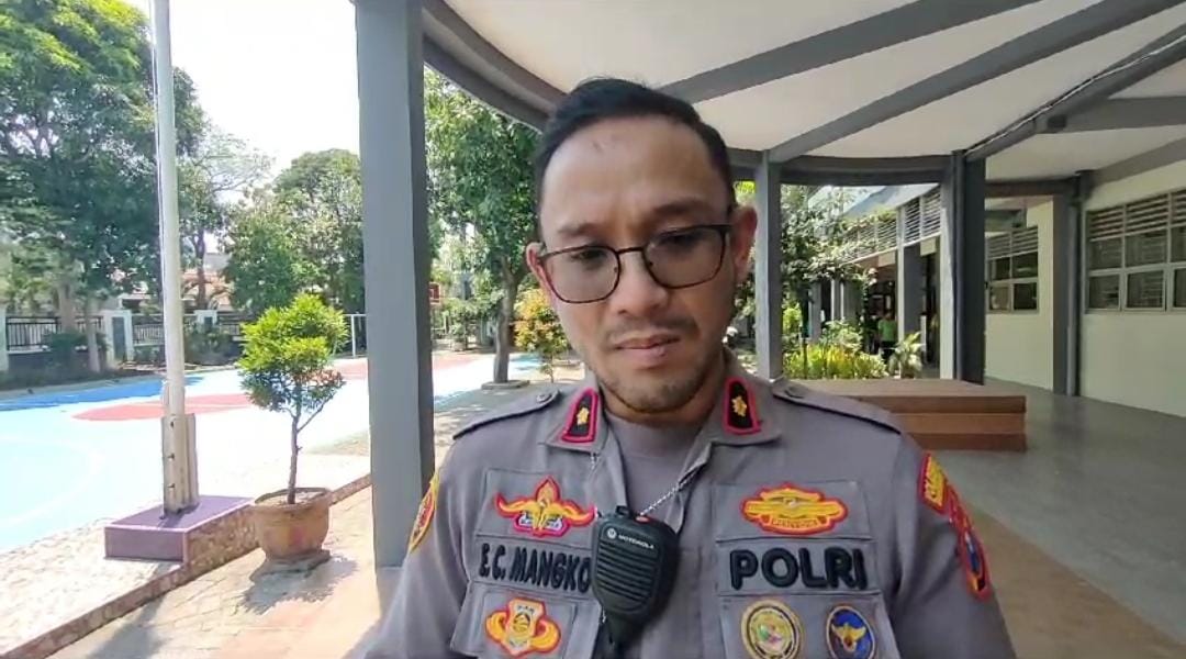 Sadar Mengandung, Karyawan Minimarket Jalan Jarak Surabaya Tutupi Perut dari Keluarga dan Teman Sejawat