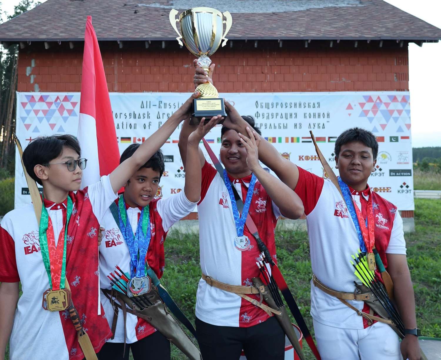 Atlet Panahan Berkuda Asal Malang Borong Emas di Rusia, Bawa Indonesia Juara Dua Dunia