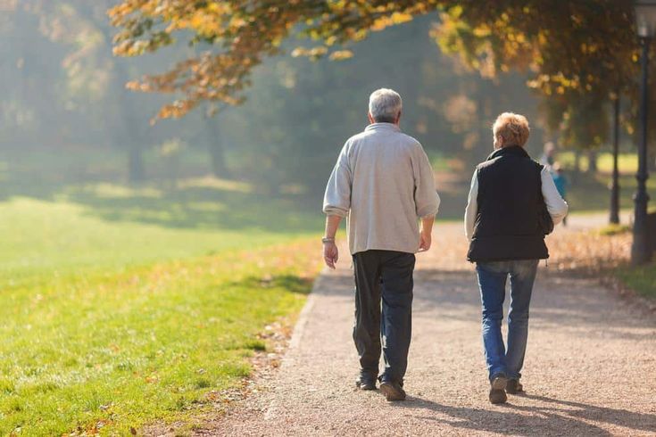 Manfaat Berjalan Kaki 30 Menit Sehari untuk Kesehatan Jantung dan Otak