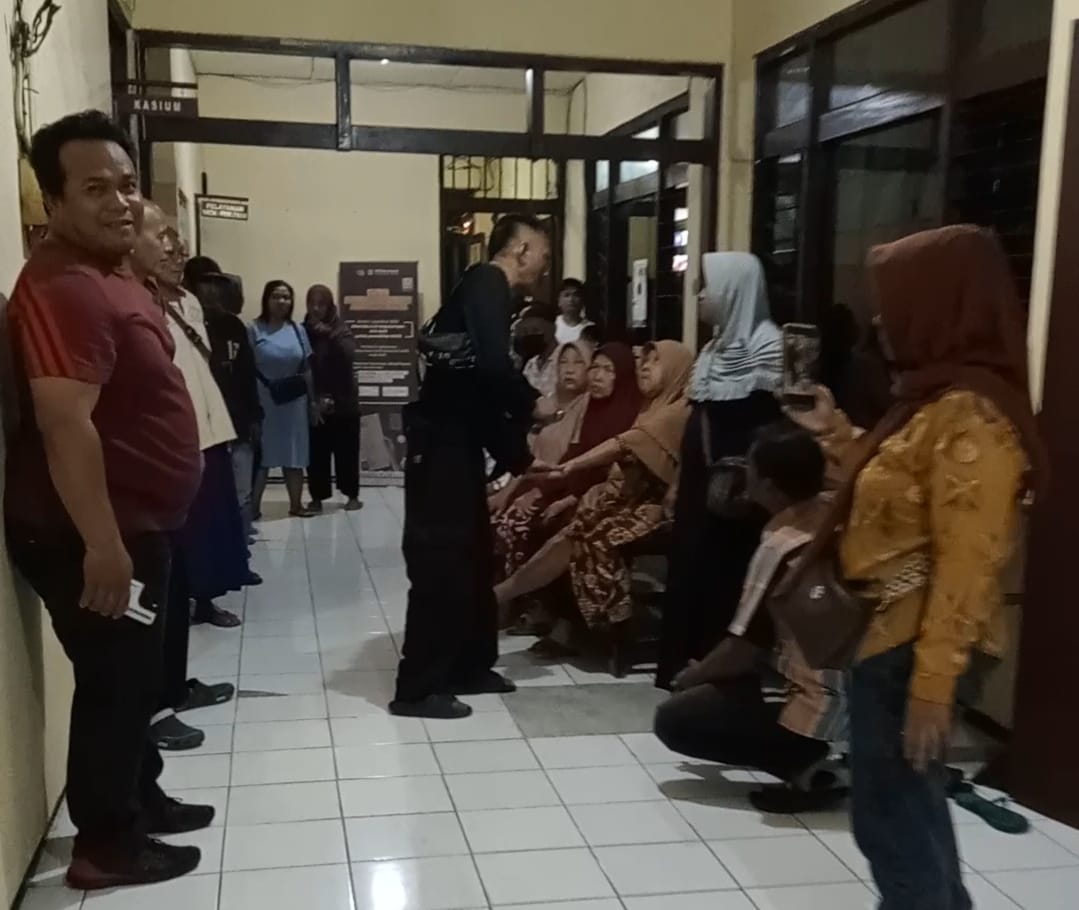 Aiptu Affan Hermansyah, Anggota Polsek Semampir Viral karena Aksi Kemanusiaan Beri Terapi Warga Gratis
