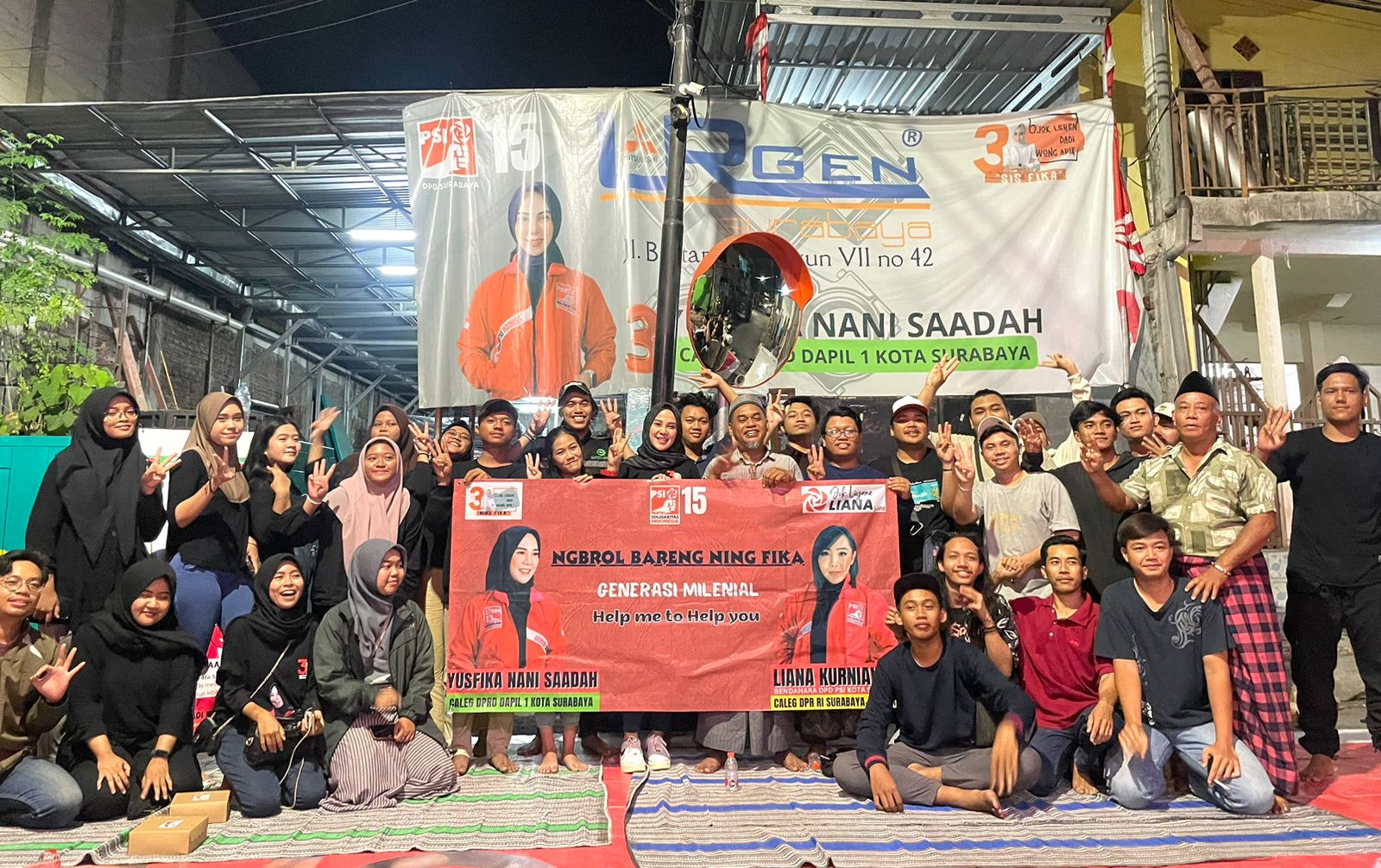 Beri Pendidikan Politik, Bacaleg PSI Surabaya Ning Fika Sarasehan Bareng Pemuda Kartar Bratang Binangun