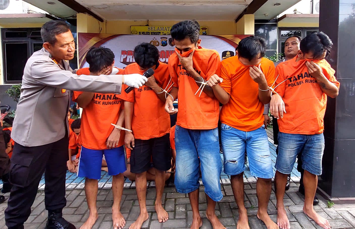 Lima Karyawan Distributor Frozen Food Kompak Bobol Gudang, Curi Ratusan Karton Sosis Premium