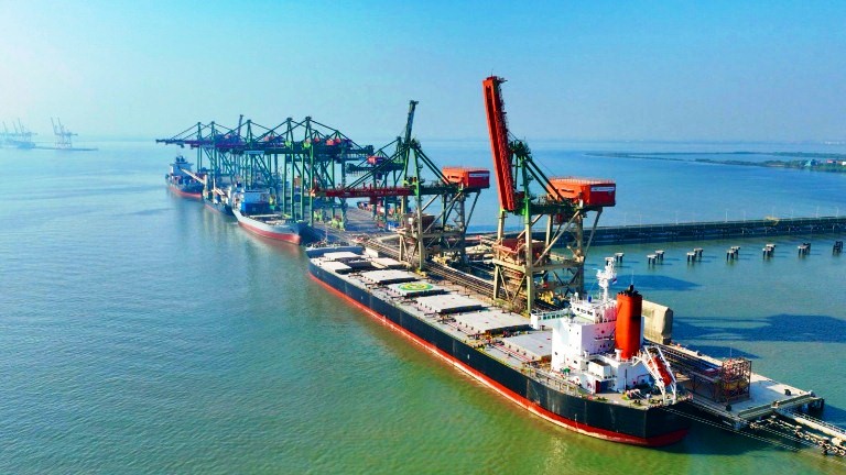 Terminal Teluk Lamong Terapkan Jadwal Sandar Kapal lewat Berthing Priority