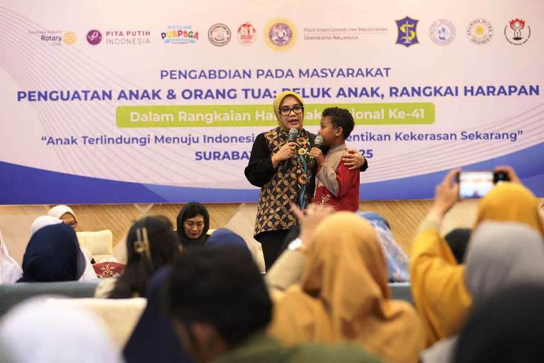 Perkuat Hubungan Keluarga, Ketua TP PKK Rini Indriyani Ajak Orang Tua Jadi Sahabat Anak